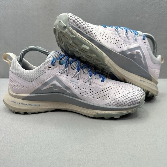 Womens Size 9 Nike React Pegasus Trail 4 Shoes Pearl Pink Grey Running Sneakers - Picture 5 of 8
